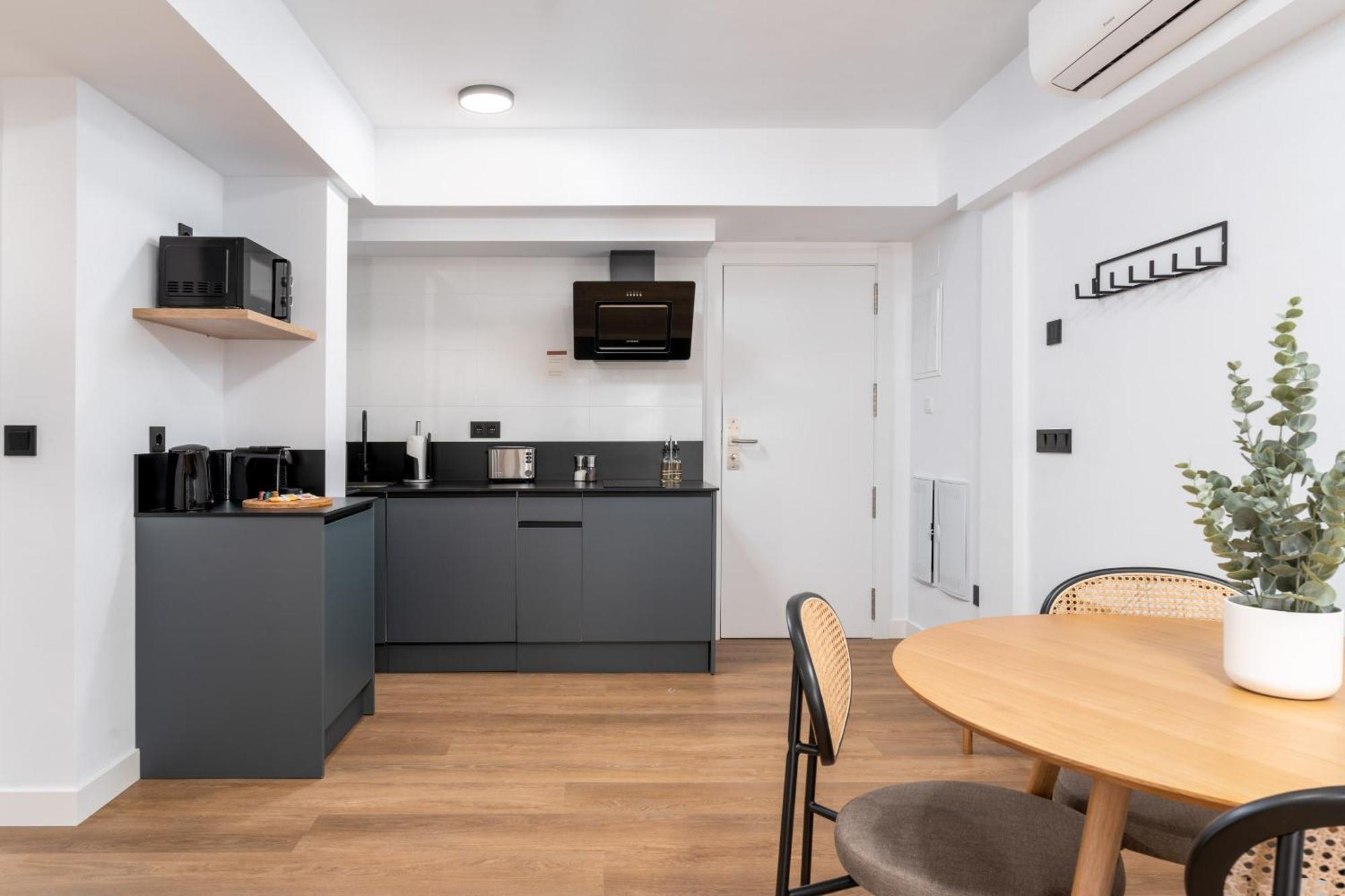 Limehome Oviedo Calle Postigo Bajo Екстер'єр фото