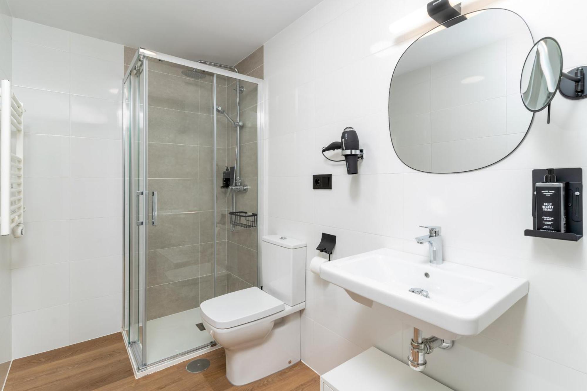 Limehome Oviedo Calle Postigo Bajo Екстер'єр фото